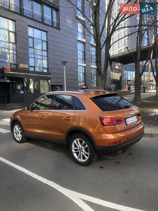 Внедорожник / Кроссовер Audi Q3 2011 в Киеве