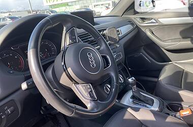 Внедорожник / Кроссовер Audi Q3 2015 в Киеве