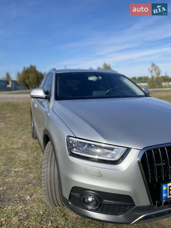 Внедорожник / Кроссовер Audi Q3 2012 в Александрие