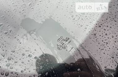 Позашляховик / Кросовер Audi Q3 2015 в Києві
