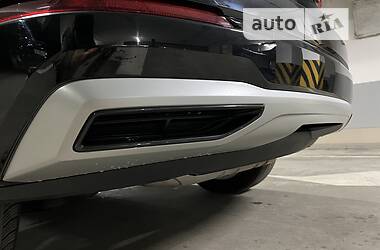 Внедорожник / Кроссовер Audi Q3 2019 в Киеве