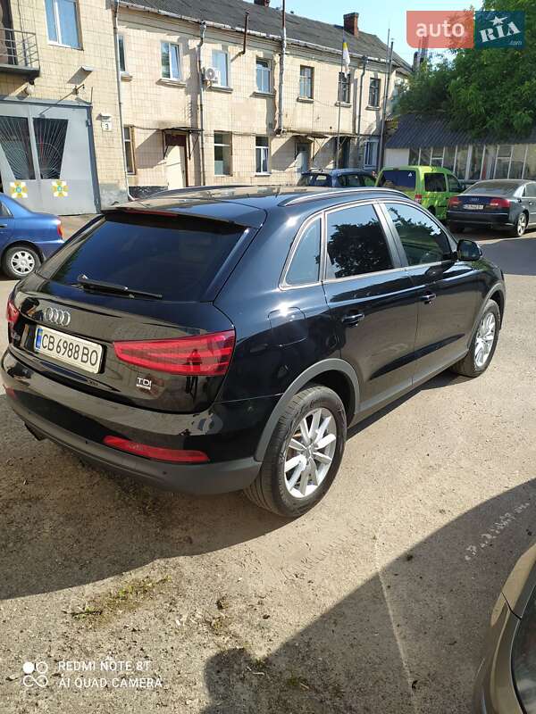 Внедорожник / Кроссовер Audi Q3 2013 в Чернигове