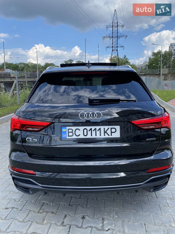 Позашляховик / Кросовер Audi Q3 2019 в Львові