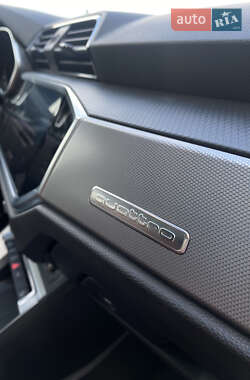 Внедорожник / Кроссовер Audi Q3 2019 в 
