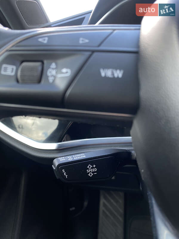 Позашляховик / Кросовер Audi Q3 2019 в Львові