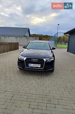 Внедорожник / Кроссовер Audi Q3 2016 в 