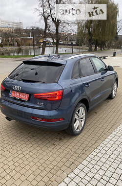 Позашляховик / Кросовер Audi Q3 2017 в Львові