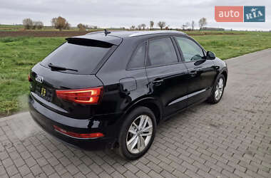 Внедорожник / Кроссовер Audi Q3 2017 в 