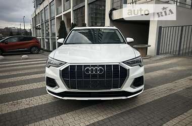 Внедорожник / Кроссовер Audi Q3 2019 в Львове