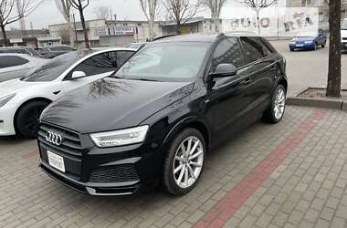 Внедорожник / Кроссовер Audi Q3 2017 в 