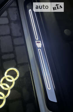 Позашляховик / Кросовер Audi Q3 2023 в Києві