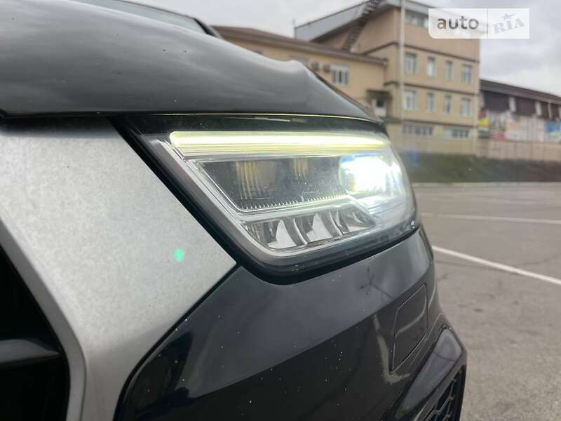 Внедорожник / Кроссовер Audi Q3 2018 в Виннице
