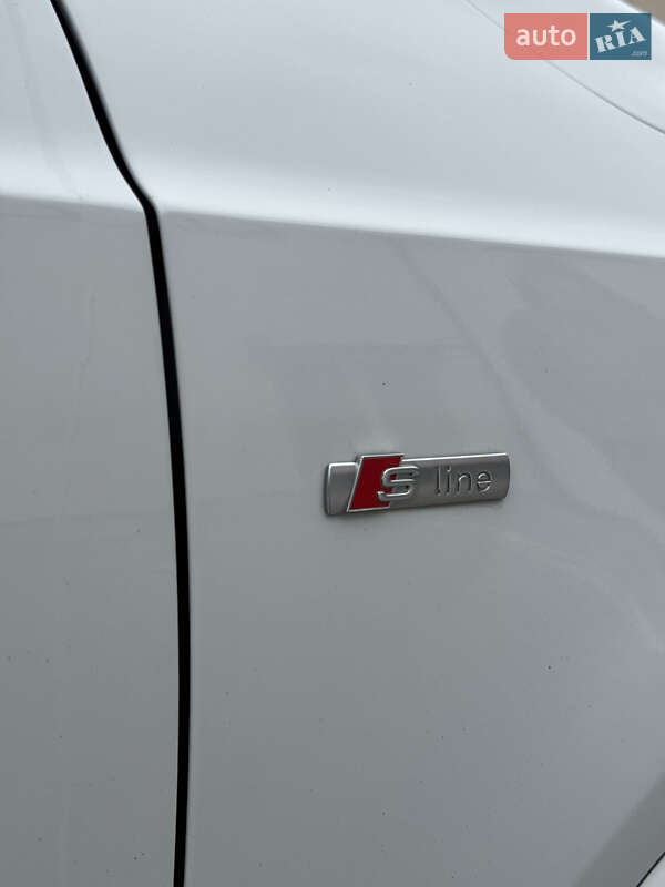 Позашляховик / Кросовер Audi Q3 2013 в Рівному фото 28 Позашляховик / Кросовер Audi Q3 2013 в Рівному