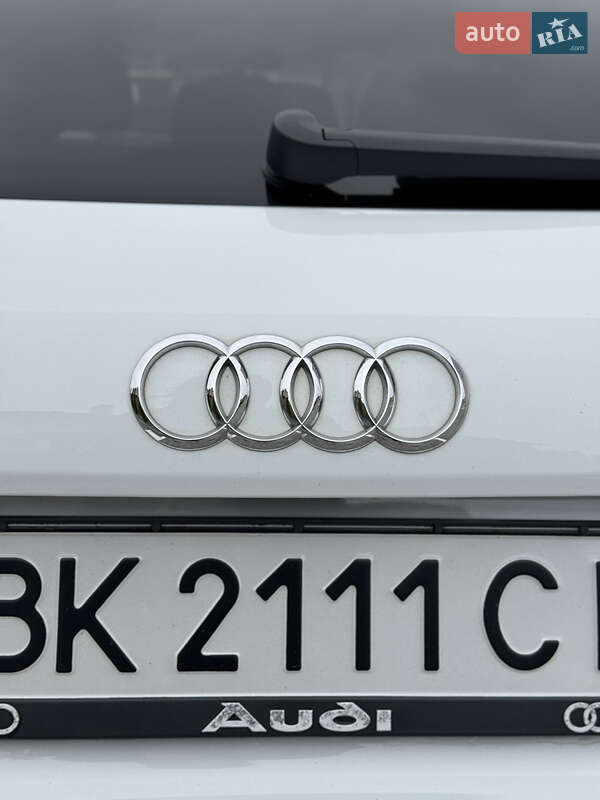 Позашляховик / Кросовер Audi Q3 2013 в Рівному фото 29 Позашляховик / Кросовер Audi Q3 2013 в Рівному