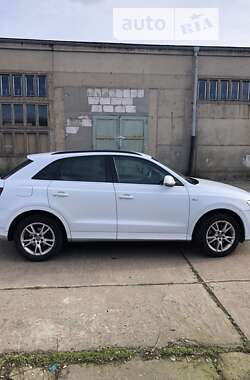 Внедорожник / Кроссовер Audi Q3 2013 в 