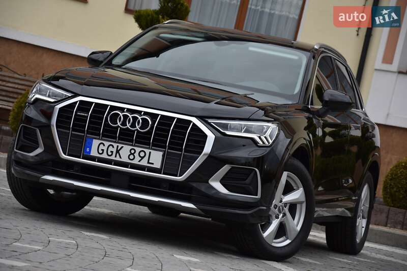 Внедорожник / Кроссовер Audi Q3 2020 в Львове