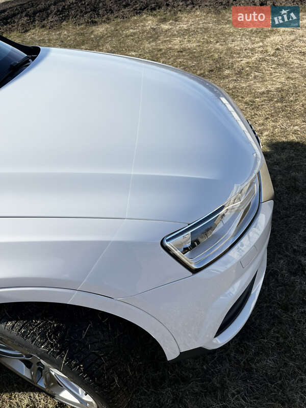 Внедорожник / Кроссовер Audi Q3 2016 в Харькове