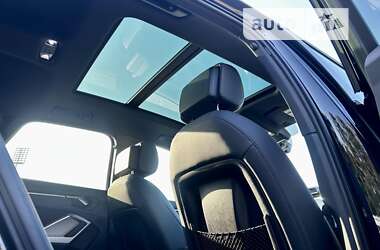 Внедорожник / Кроссовер Audi Q3 2021 в Фастове