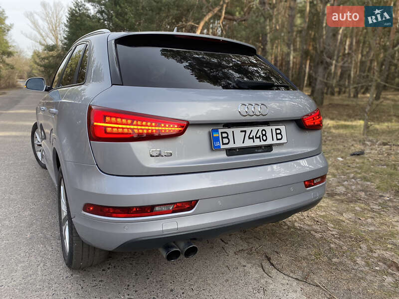 Внедорожник / Кроссовер Audi Q3 2017 в Полтаве