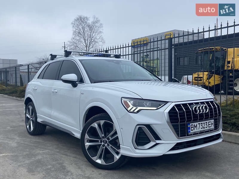 Внедорожник / Кроссовер Audi Q3 2020 в Сумах