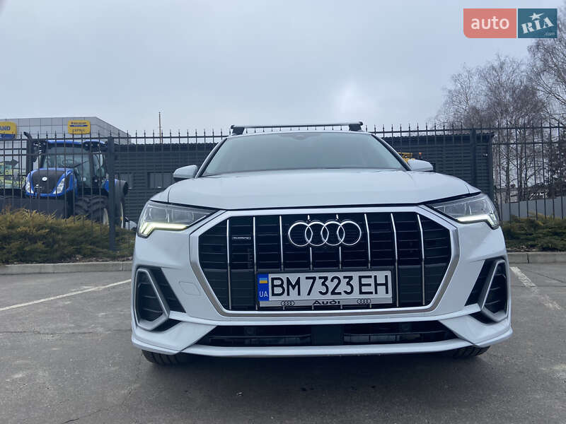 Внедорожник / Кроссовер Audi Q3 2020 в Сумах