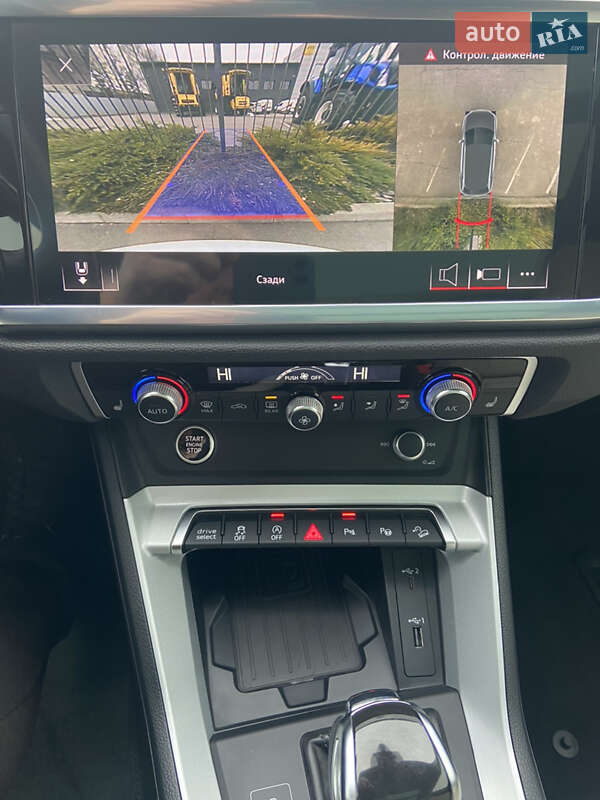 Внедорожник / Кроссовер Audi Q3 2020 в Сумах