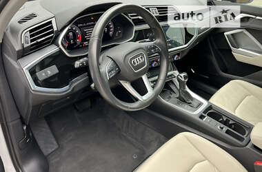 Внедорожник / Кроссовер Audi Q3 2020 в Сумах