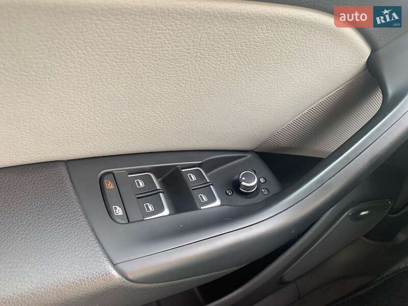 Позашляховик / Кросовер Audi Q3 2015 в Коломиї