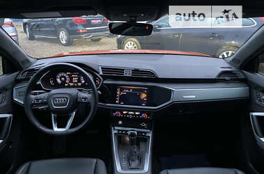 Внедорожник / Кроссовер Audi Q3 2020 в Стрые