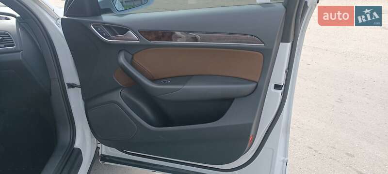 Внедорожник / Кроссовер Audi Q3 2016 в Стрые