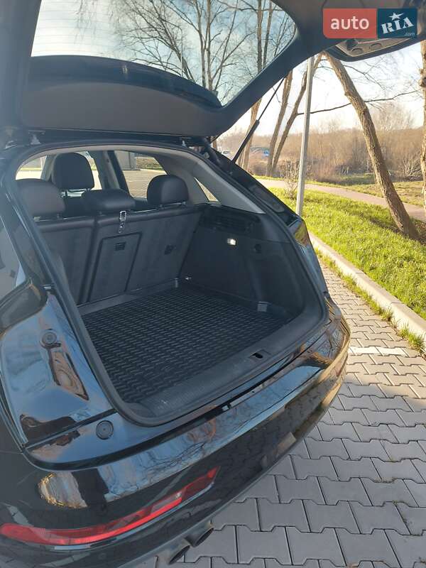 Внедорожник / Кроссовер Audi Q3 2016 в Хмельницком