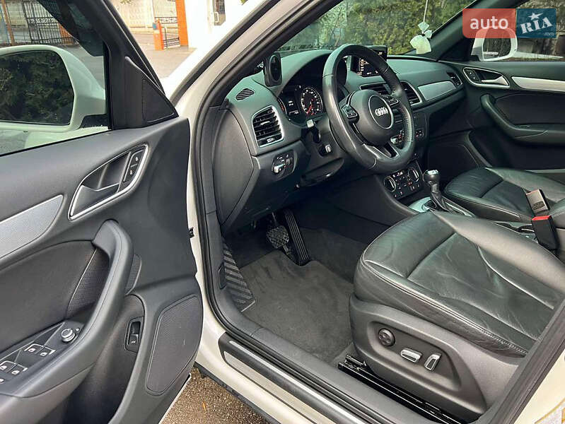 Внедорожник / Кроссовер Audi Q3 2018 в Дунаевцах