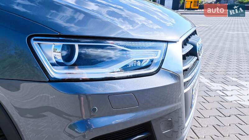 Внедорожник / Кроссовер Audi Q3 2015 в Одессе