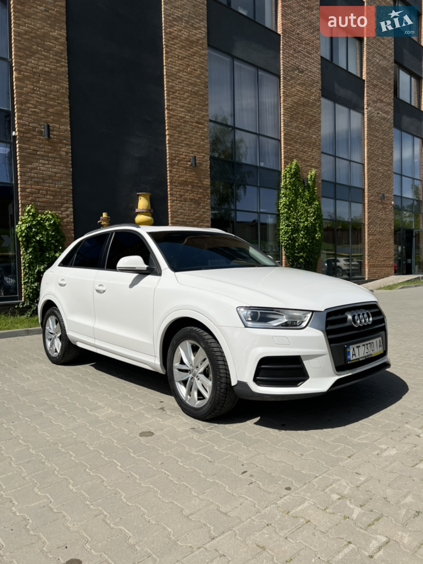 2017 Audi Q3 - мініатюра 3