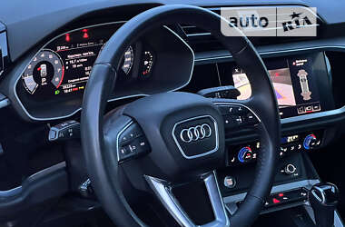 Позашляховик / Кросовер Audi Q3 2020 в Бучі
