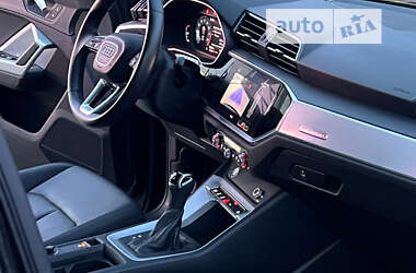 Позашляховик / Кросовер Audi Q3 2020 в Бучі