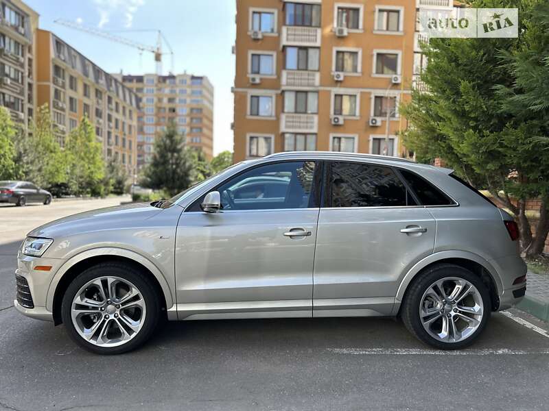 Внедорожник / Кроссовер Audi Q3 2016 в Одессе