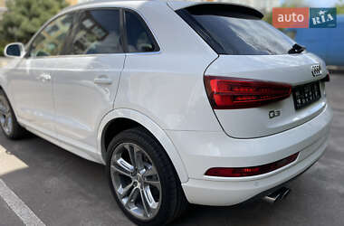 Внедорожник / Кроссовер Audi Q3 2016 в 