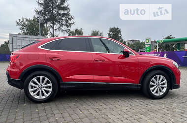 Внедорожник / Кроссовер Audi Q3 2020 в 