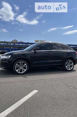 Внедорожник / Кроссовер Audi Q3 2015 в Киеве