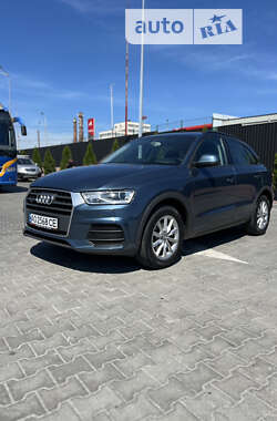 Внедорожник / Кроссовер Audi Q3 2015 в Тернополе