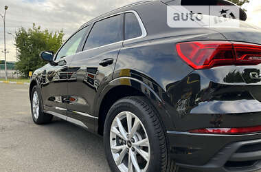 Позашляховик / Кросовер Audi Q3 2022 в Києві