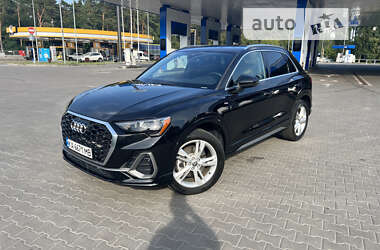 Позашляховик / Кросовер Audi Q3 2020 в Києві