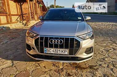 Позашляховик / Кросовер Audi Q3 2019 в Києві