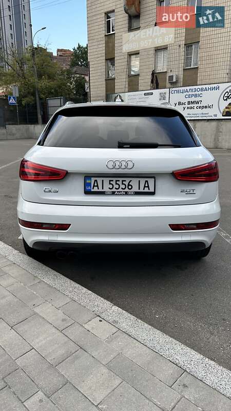 Внедорожник / Кроссовер Audi Q3 2015 в Киеве