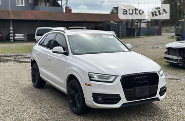 Внедорожник / Кроссовер Audi Q3 2015 в Стрые