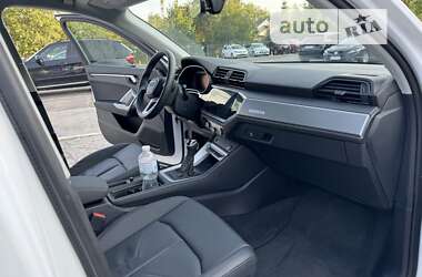 Позашляховик / Кросовер Audi Q3 2023 в Львові