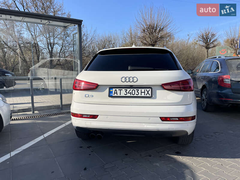 Внедорожник / Кроссовер Audi Q3 2015 в Луцке