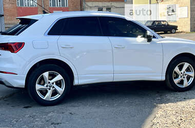 Позашляховик / Кросовер Audi Q3 2019 в Сумах