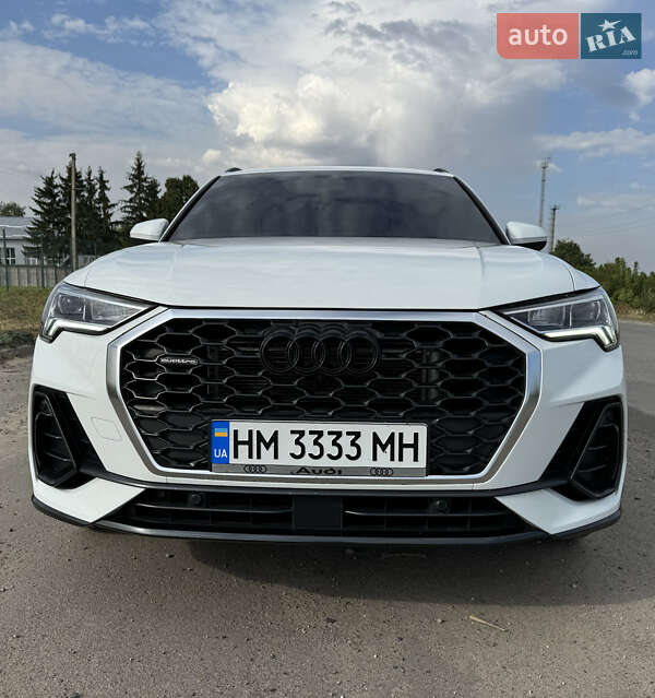 Внедорожник / Кроссовер Audi Q3 2022 в Киеве